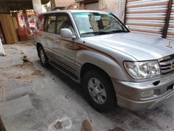 تۆیۆتا لاند کروزەر